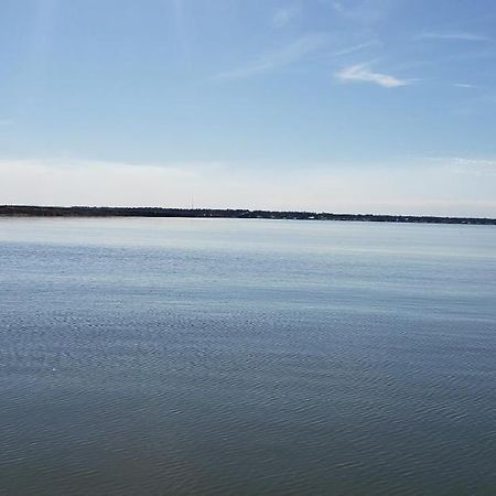 Tesla'S Lake Escape Onalaska Kültér fotó